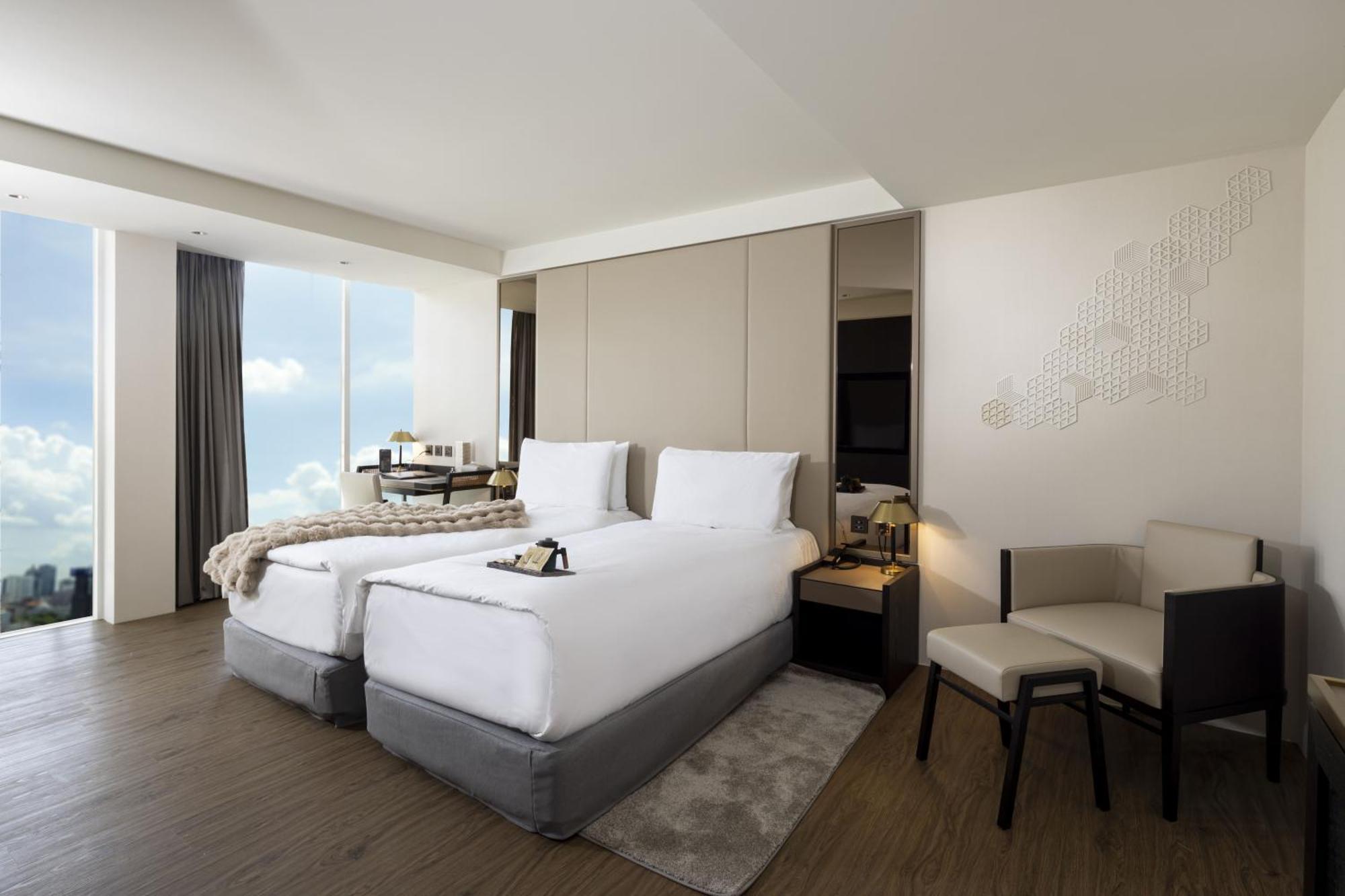 מלון Voyage Kaohsiung By Cosmos Oasis מראה חיצוני תמונה
